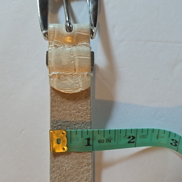 Liz Claiborne Cream Bling Leather Embossed Belt w/ Sparkle Rhinestones Sz.Medium - Picture 6 of 11